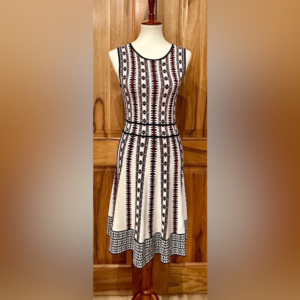 Vince Camuto - Woven Sleeveless Fit-n-Flare Stretch Tribal Print Dress - EUC, S